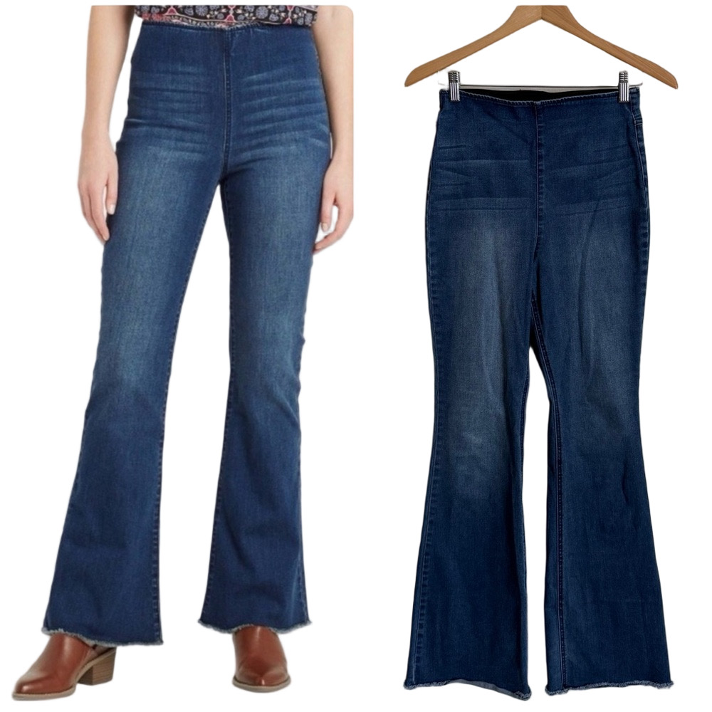 Knox Rose High Rise Flare Pull On Jeans Elastic Waist Dark Wash Raw Hem Small